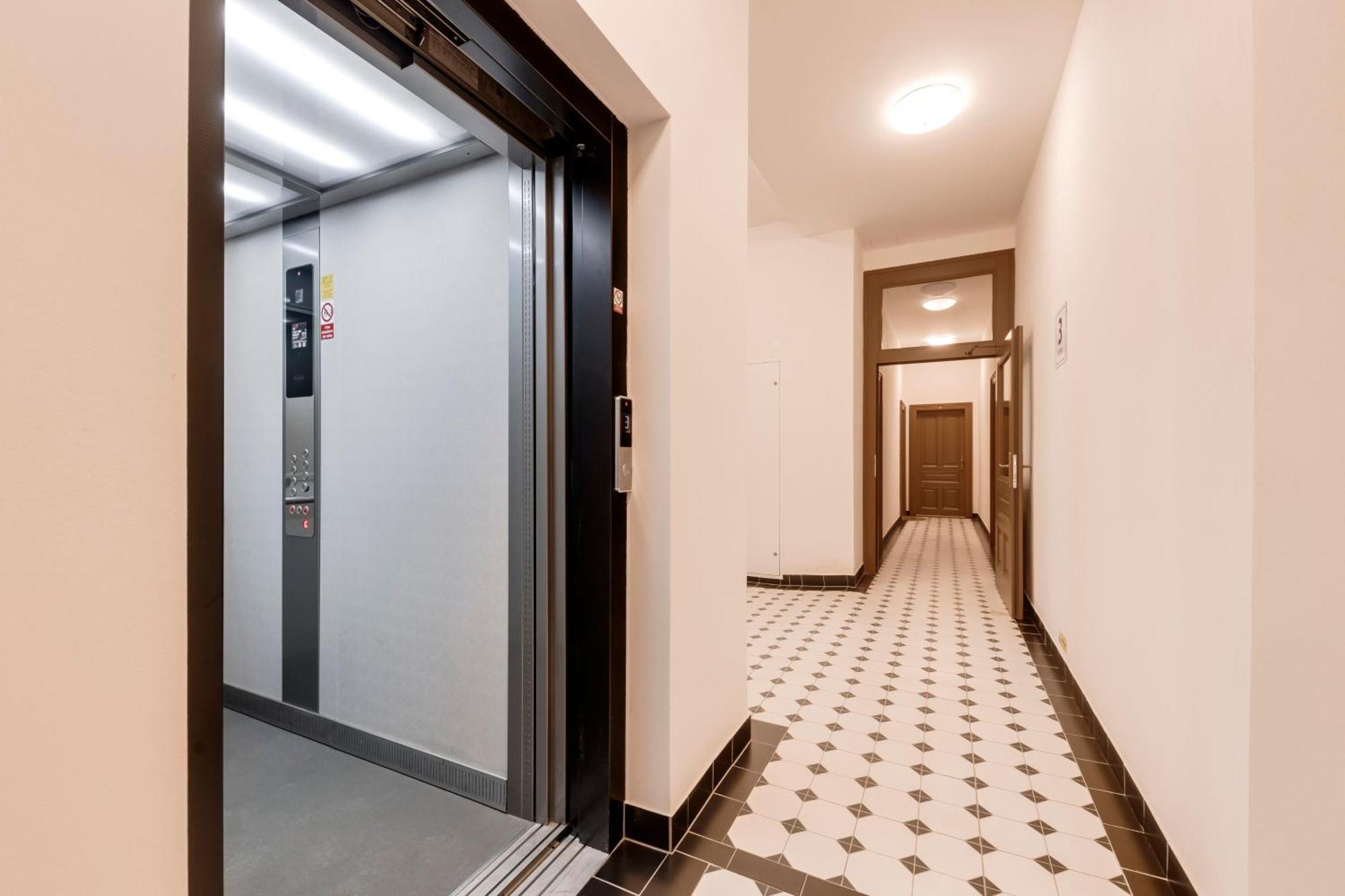 New Town Oases Apartment 布拉格 外观 照片